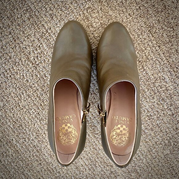 Vince Camuto "Elvin" Leather Platform Booties in Olive Drab Nappa, 6.5M - Picture 9 of 15